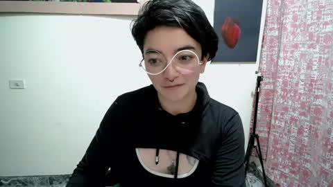 Sam online show from June 24, 6:23 am