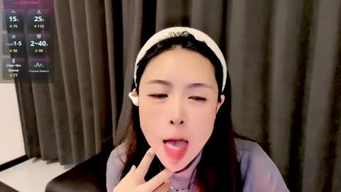 Alice online show from May 11, 2:13 am