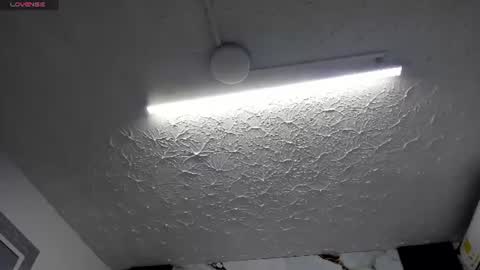 Hey Guys  Im Mollie online show from June 15, 12:27 pm