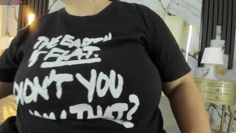 Hey Guys  Im Mollie online show from July 28, 12:48 pm