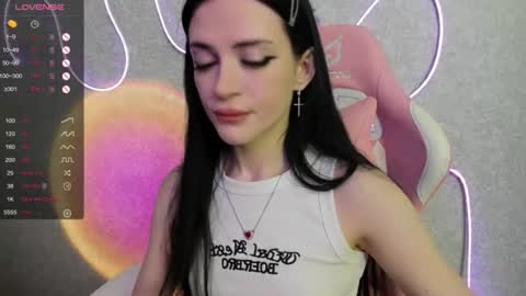 Molly - online show from July 2, 5:13 am