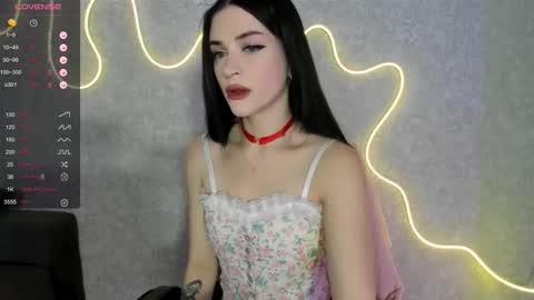 Snapshot of molly_crystall chatting on October 7, 4:50 am Molly - online show from October 7, 4:50 am
