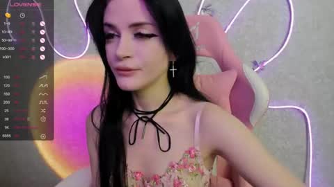 Molly - online show from August 2, 3:31 am