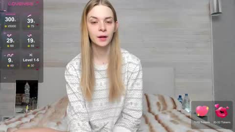 Molly Hunt online show from February 20, 3:12 am