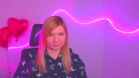 Molly online show from March 5, 12:22 pm