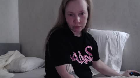 I have new photos come and see with love Molly online show from July 30, 11:33 am