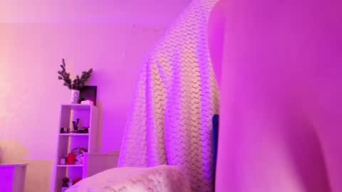Molly online show from July 31, 4:52 pm