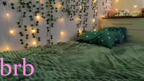 Molly online show from July 19, 1:24 pm