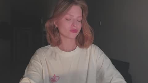 Snapshot of mollydangerous chatting on October 30, 5:25 pm Taisha online show from October 30, 5:25 pm