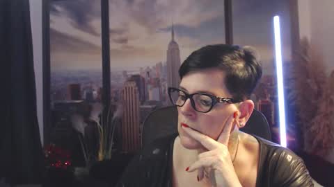 Snapshot of mollysun chatting on September 11, 5:57 pm MollySun Nina Randmann online show from September 11, 5:57 pm