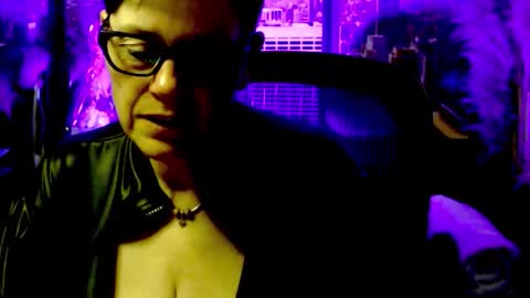 MollySun Nina Randmann online show from April 29, 4:53 pm