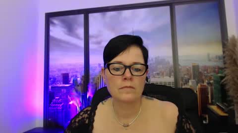 Snapshot of mollysun chatting on January 16, 6:27 pm MollySun Nina Randmann online show from January 16, 6:27 pm