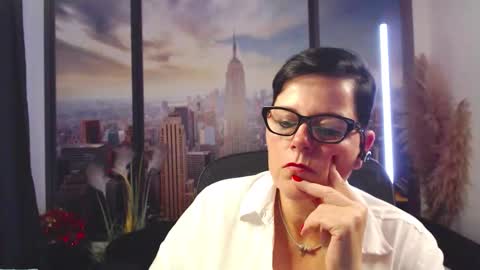 Snapshot of mollysun chatting on September 18, 6:50 pm MollySun Nina Randmann online show from September 18, 6:50 pm