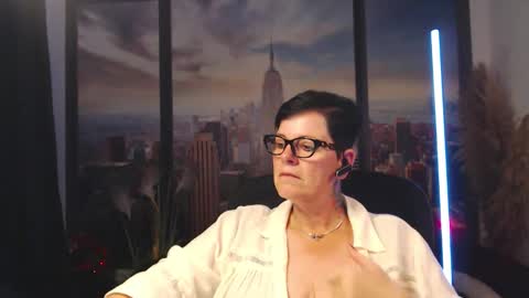 Snapshot of mollysun chatting on September 16, 4:37 pm MollySun Nina Randmann online show from September 16, 4:37 pm