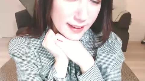 Snapshot of momo612238 chatting on March 8, 10:45 pm Momo online show from March 8, 10:45 pm