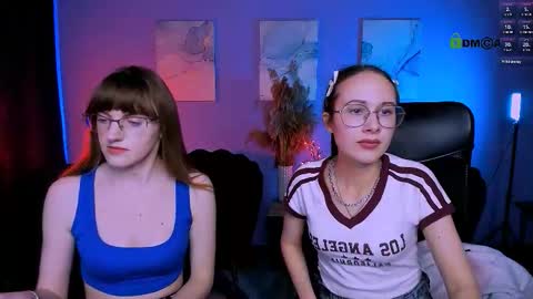 Mona  online show from December 3, 8:11 pm