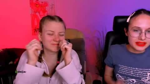 Mona  online show from November 20, 4:13 am