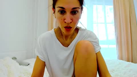 Mona online show from February 2, 6:59 am