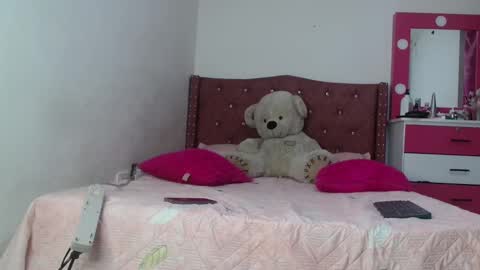 Monica online show from September 18, 2:10 am