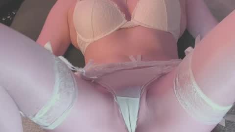 Monica online show from May 22, 1:58 am