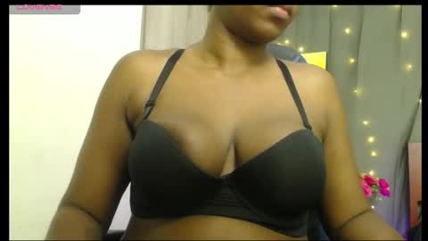 monique78854192 online show from March 17, 1:09 am
