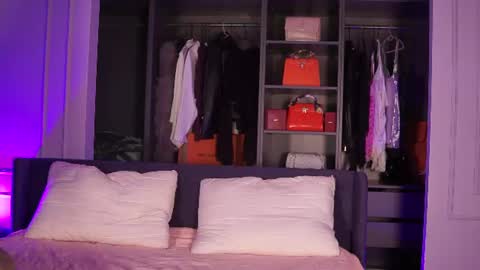 Moni online show from July 21, 4:46 am