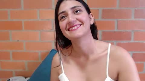 Luisa online show from January 12, 3:39 pm