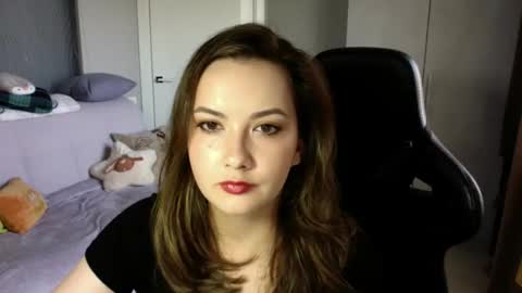 Snapshot of moodiemira chatting on September 16, 3:09 pm moodiemira online show from September 16, 3:09 pm