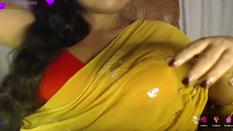 Snapshot of moody_maya chatting on September 15, 12:02 pm Maya online show from September 15, 12:02 pm