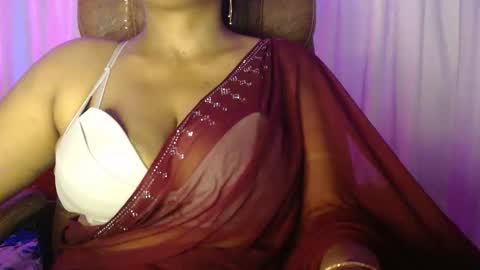 Snapshot of moody_maya chatting on October 12, 1:13 pm Maya online show from October 12, 1:13 pm
