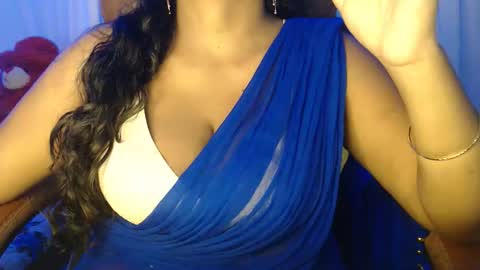 Snapshot of moody_maya chatting on September 27, 1:29 pm Maya online show from September 27, 1:29 pm