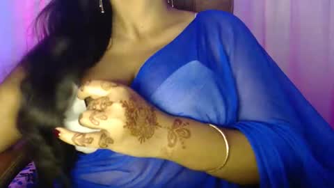 Snapshot of moody_maya chatting on October 15, 1:46 pm Maya online show from October 15, 1:46 pm