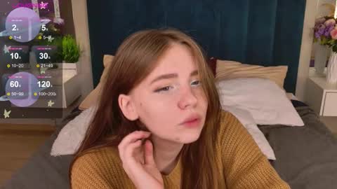 Moon  Bunny online show from October 5, 5:18 pm