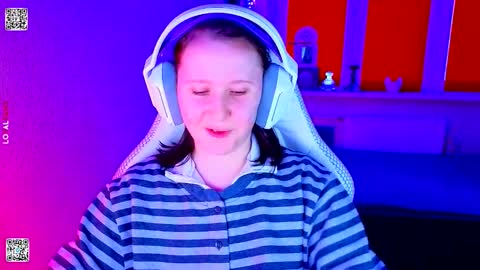 Lola online show from January 14, 1:49 pm