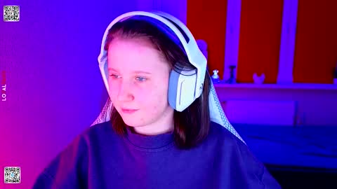 Lola online show from January 15, 4:57 pm