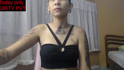 Luna online show from February 15, 6:07 pm