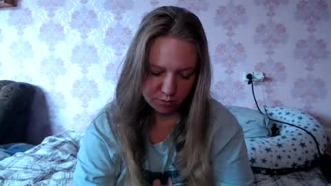 moon_linght000 online show from July 22, 7:53 am