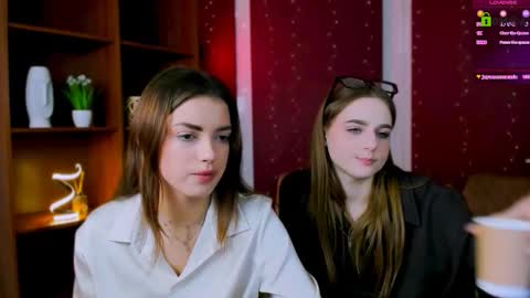 moon-shine25 online show from November 5, 10:31 am