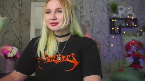 Emilia online show from March 5, 9:27 am