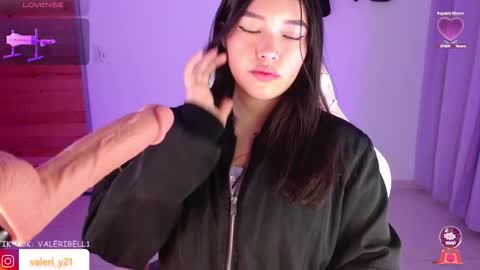 bell  online show from December 22, 4:15 am