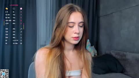 Sophia online show from September 17, 2:26 pm