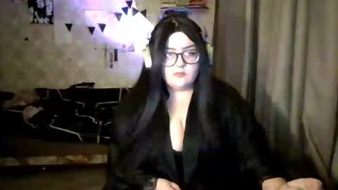 moonfairy2 online show from April 28, 6:12 pm