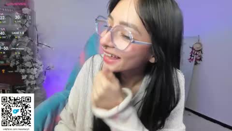 Snapshot of moonlady_ chatting on September 21, 4:22 am MOON online show from September 21, 4:22 am