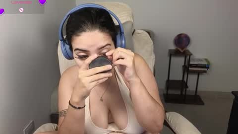 Moon Woman online show from February 17, 8:02 am