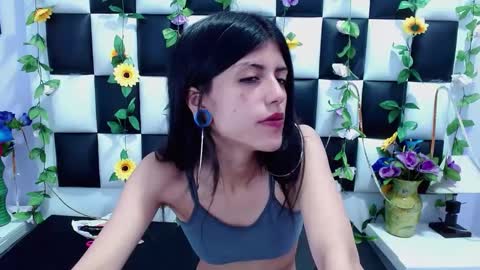 morganasmit_ online show from January 10, 1:52 pm