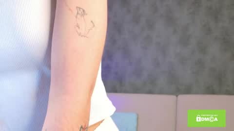 Emilia online show from April 30, 3:23 am