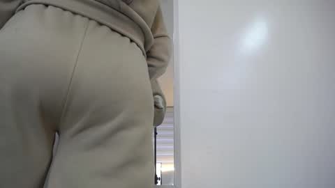 Snapshot of moxa_hot chatting on January 22, 2:14 pm moxa hot online show from January 22, 2:14 pm