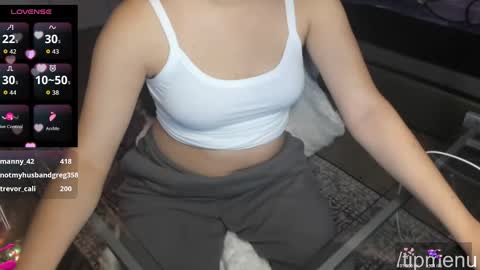 moxieXfoxie online show from April 30, 9:52 pm