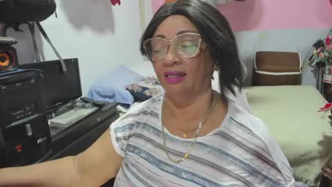mrs_mommy online show from July 21, 10:21 pm