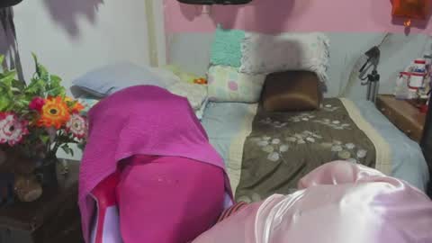 mrs_mommy online show from July 1, 12:10 am